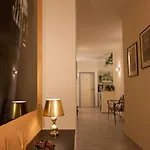 Capitale Oda ve Kahvaltı